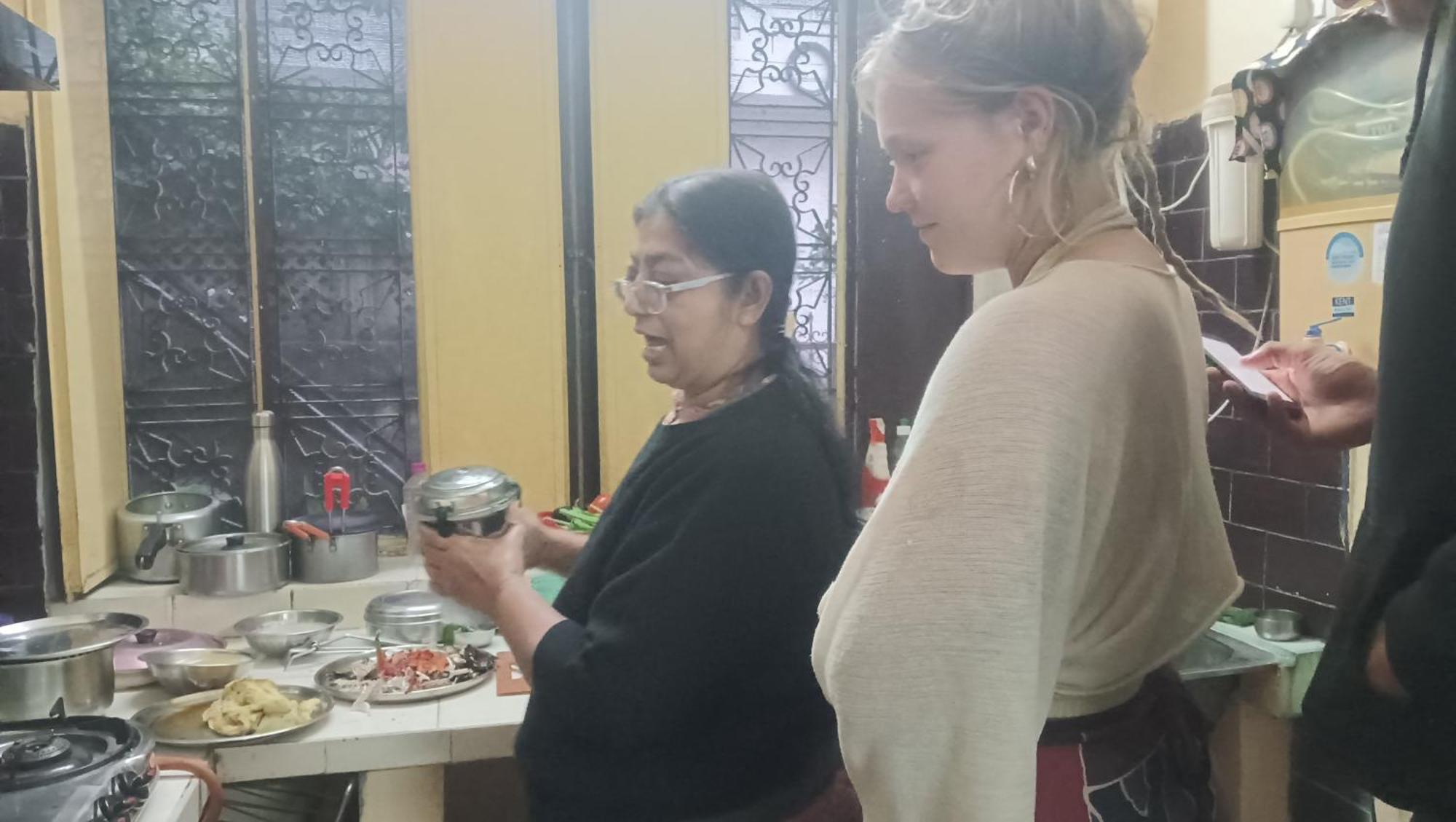 Nadya Homestay For Female & Family Dźajpur Zewnętrze zdjęcie