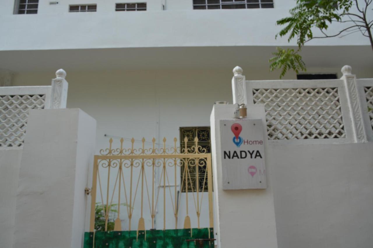 Nadya Homestay For Female & Family Dźajpur Zewnętrze zdjęcie